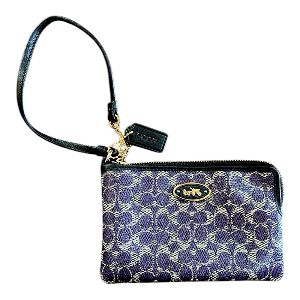 💙Coach Dark Blue and Black Wristlet💙*AUTHENTIC*